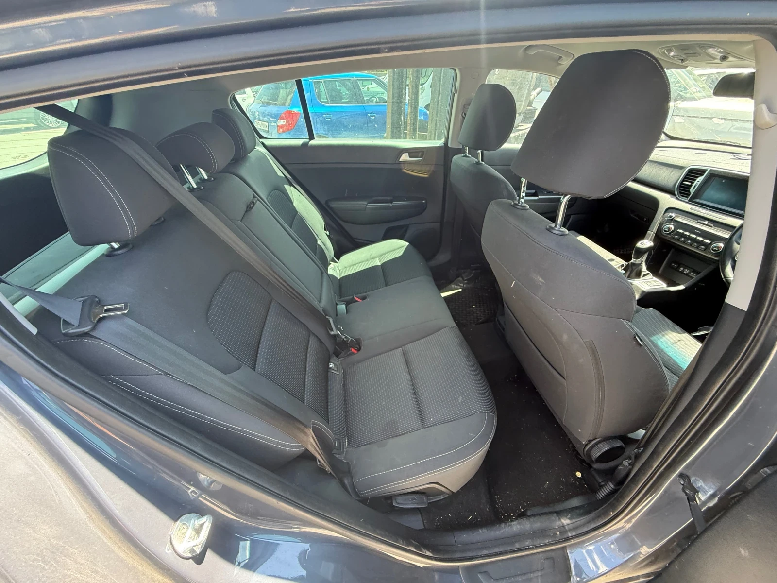Kia Sportage 1.6 GDI 136кс, снимка 10 - Автомобили и джипове - 55161431