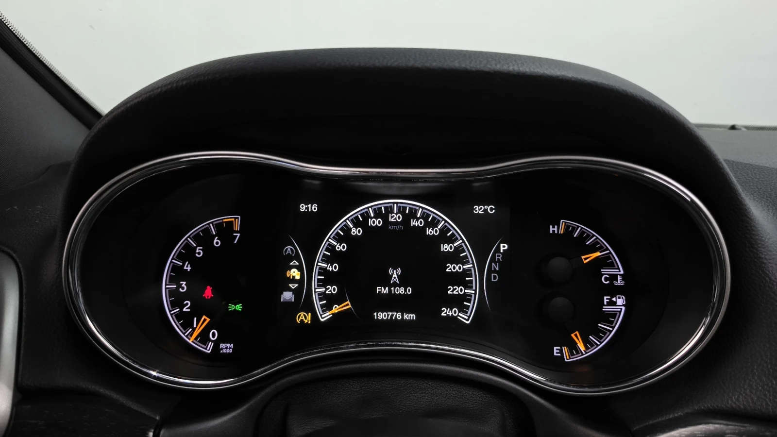 Jeep Cherokee 3.6* ЕЛ. БАГАЖНИК* BLIND SPOT* ЛЮК* КРАЙНА ЦЕНА, снимка 8 - Автомобили и джипове - 55594817