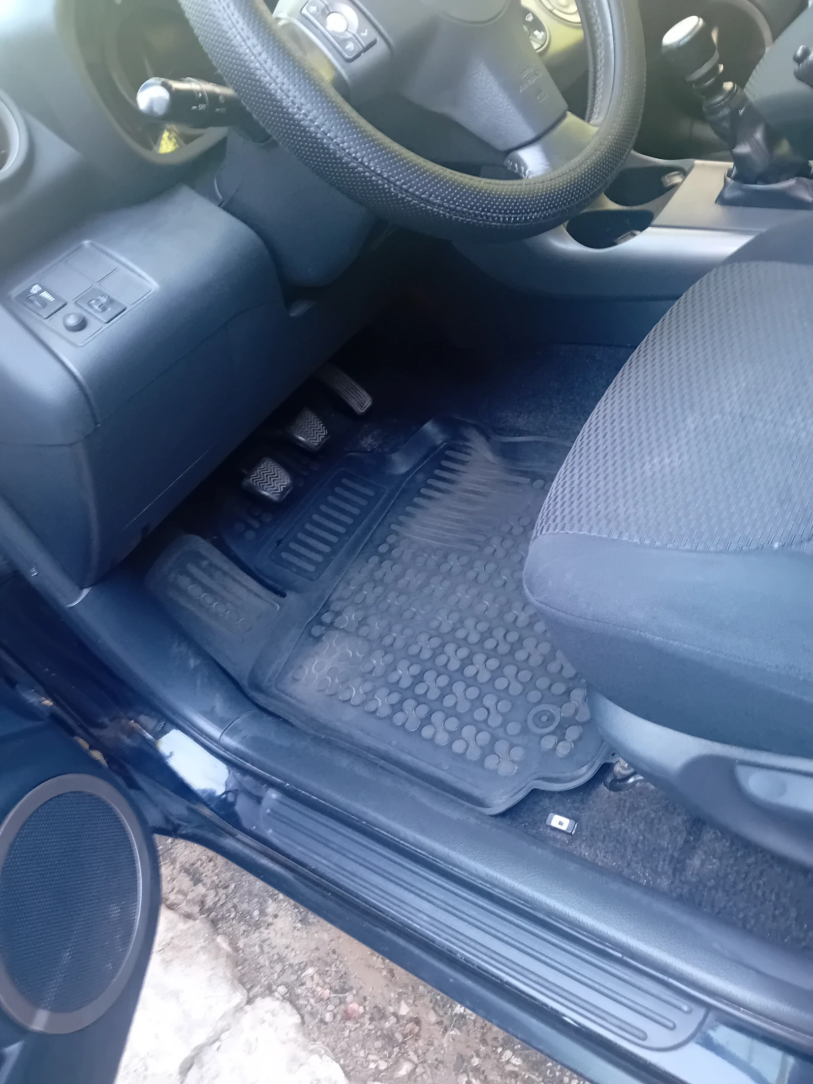Toyota Rav4 2.2 D-4D, снимка 15 - Автомобили и джипове - 55680244