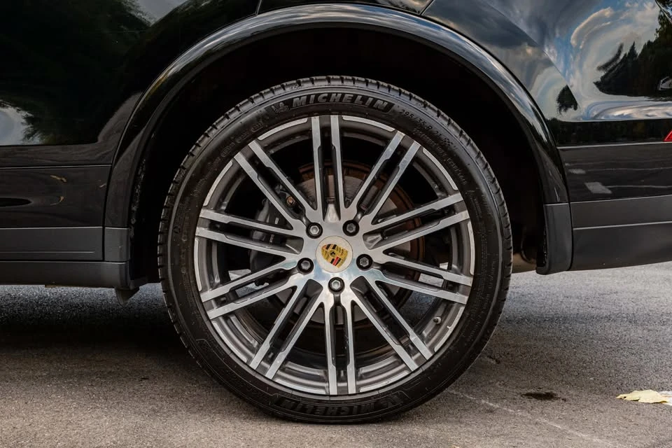 Porsche Cayenne 3.6 V6 300 к.с./Ревизиран двигател/Сменени вериги, снимка 17 - Автомобили и джипове - 55858003