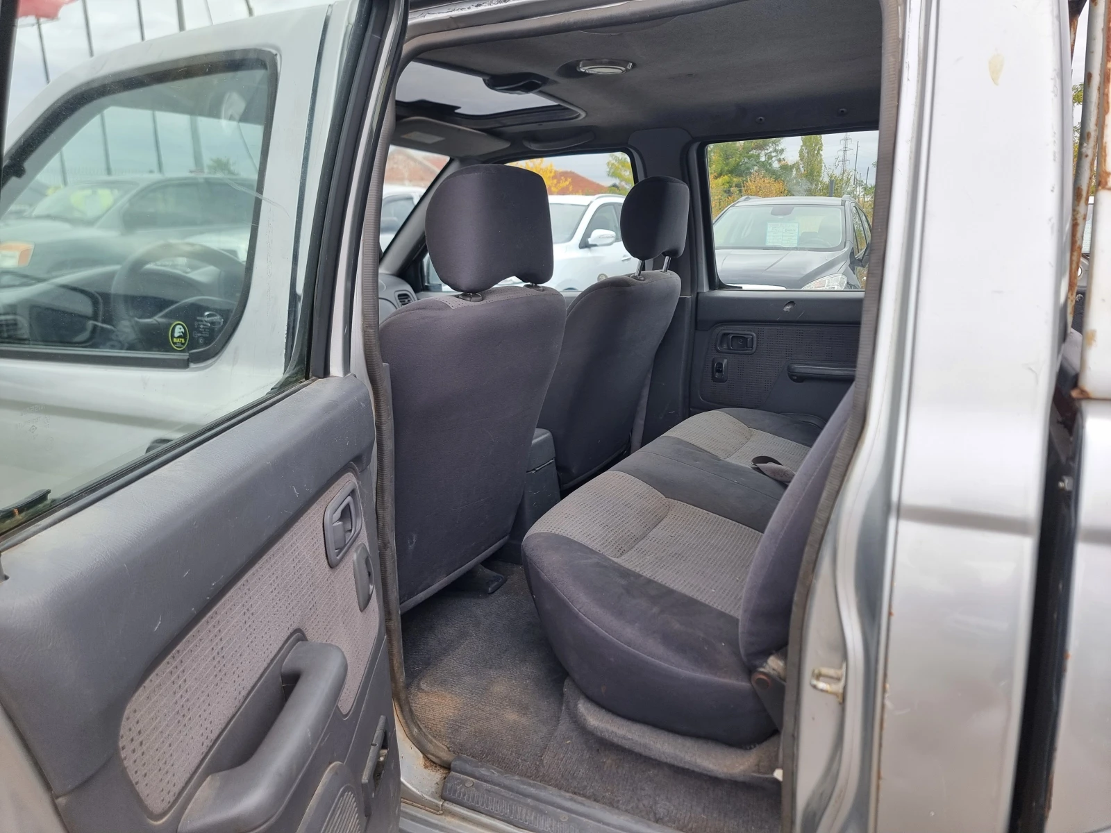 Nissan Navara 2.5TDI | Mobile.bg � ����������� 11