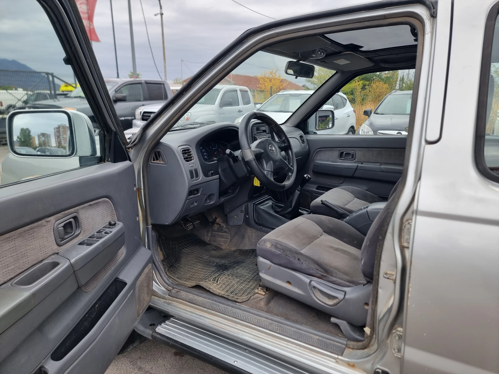 Nissan Navara 2.5TDI | Mobile.bg � ����������� 10