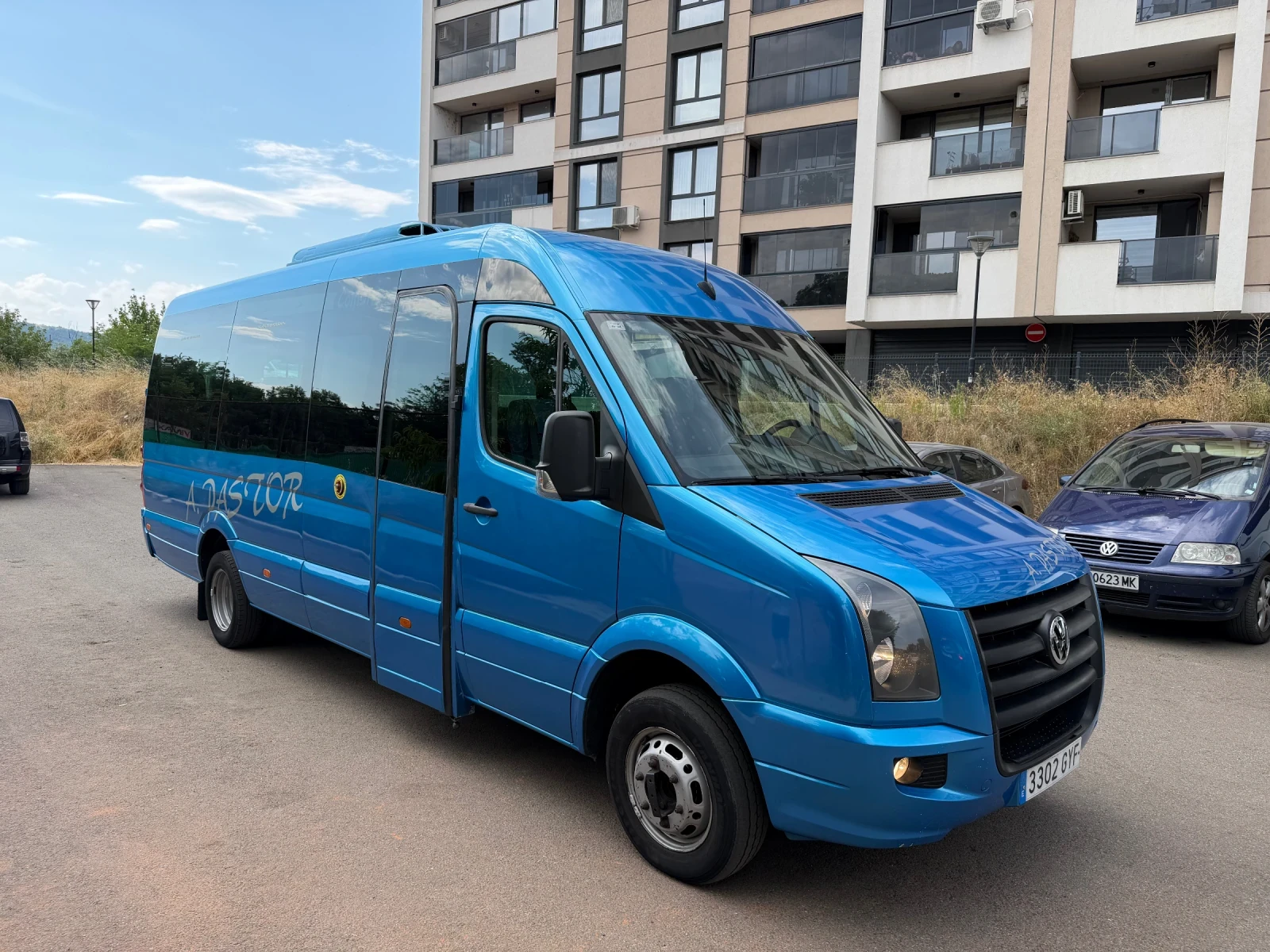 VW Crafter 22 mesta 266 hil klm top 