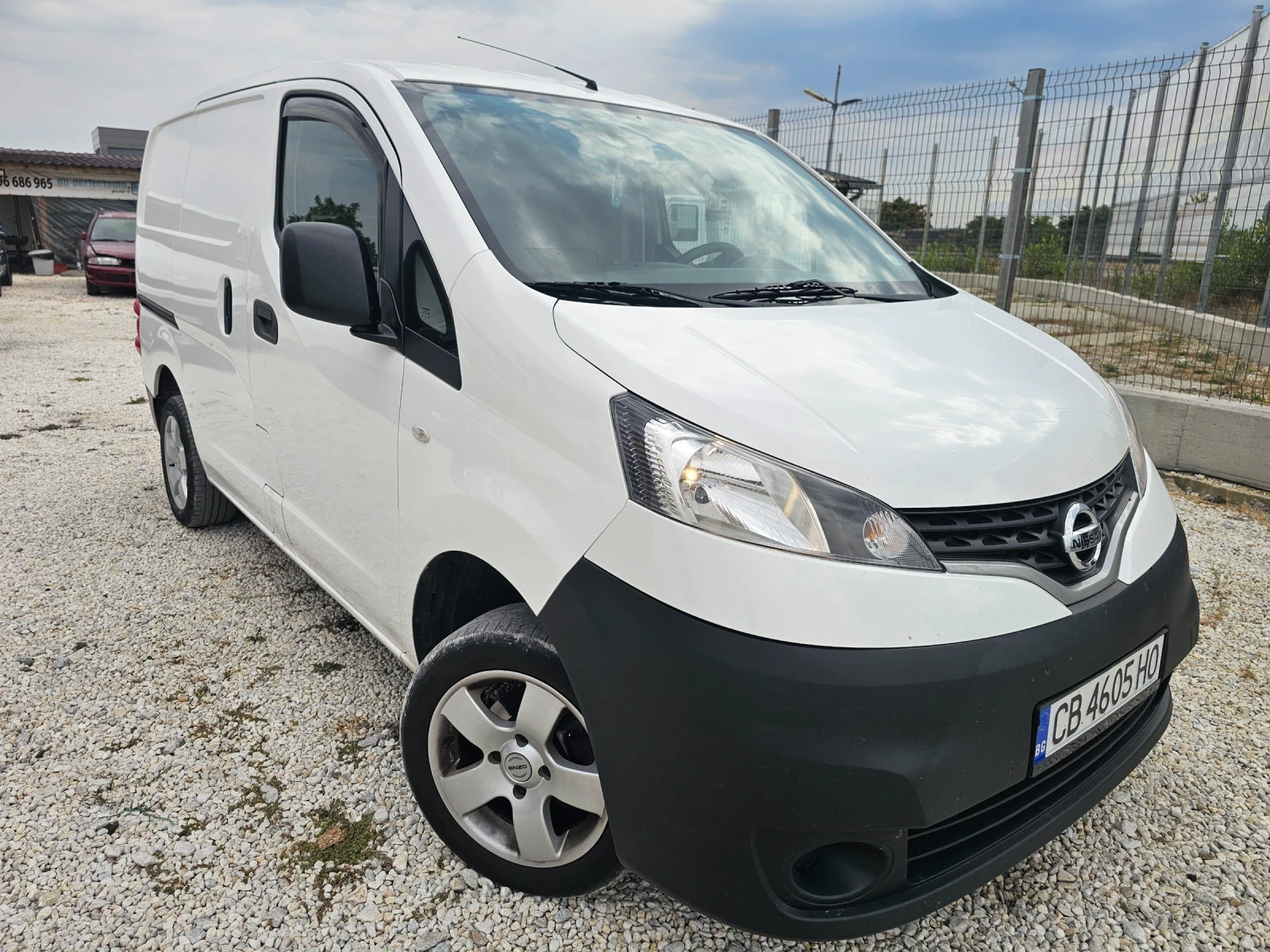 Nissan NV200 1.5DCI/КАМЕРА/АНДРОИД/ПЕРФЕКТЕН, снимка 2 - Бусове и автобуси - 56163239