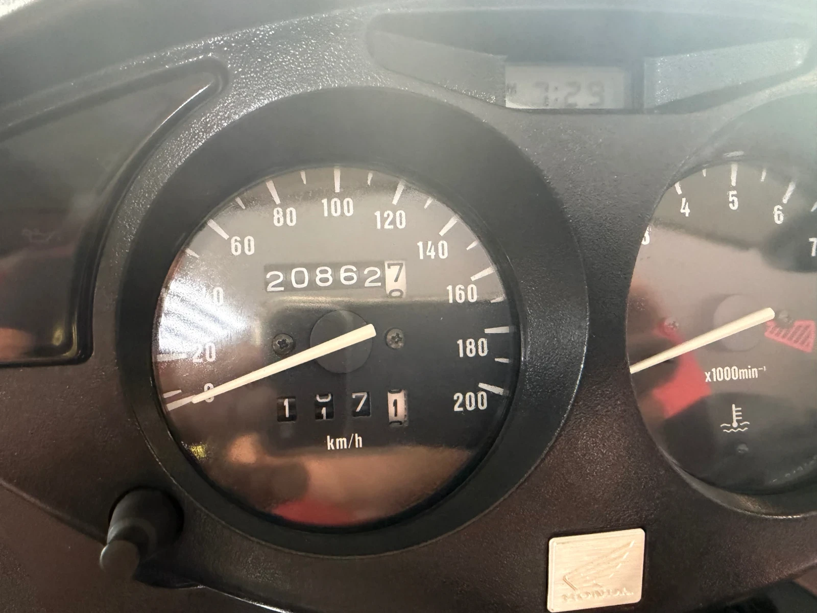Honda Deauville 650 20000km., снимка 14 - Мотоциклети и мототехника - 55352142