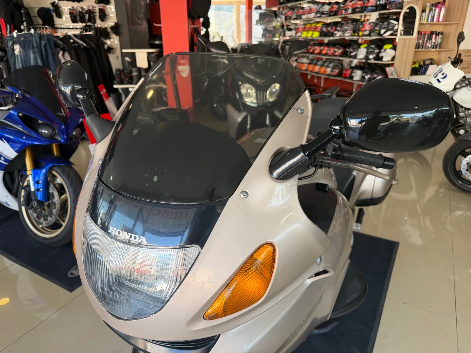 Honda Deauville 650 20000km., снимка 11 - Мотоциклети и мототехника - 55352142