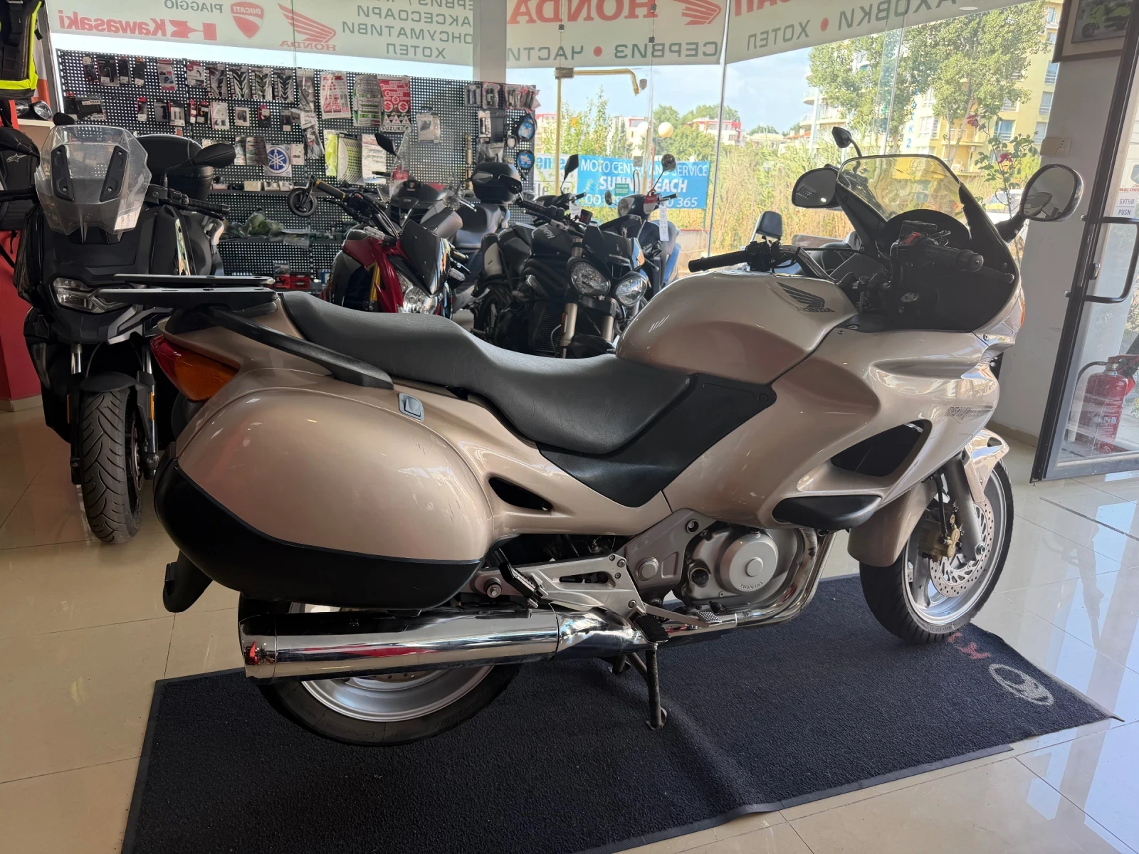 Honda Deauville 650 20000km., снимка 5 - Мотоциклети и мототехника - 55352142