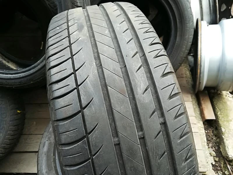 Гуми Летни 205/50R17, снимка 2 - Гуми и джанти - 21761141