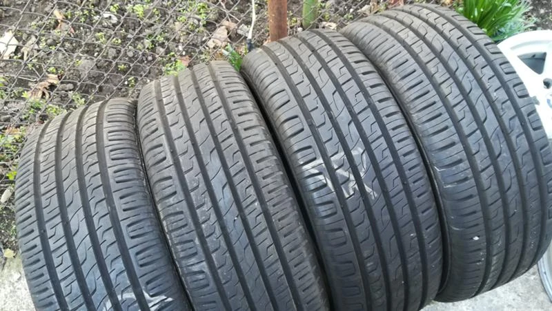 Гуми Летни 205/55R16, снимка 2 - Гуми и джанти - 26835597