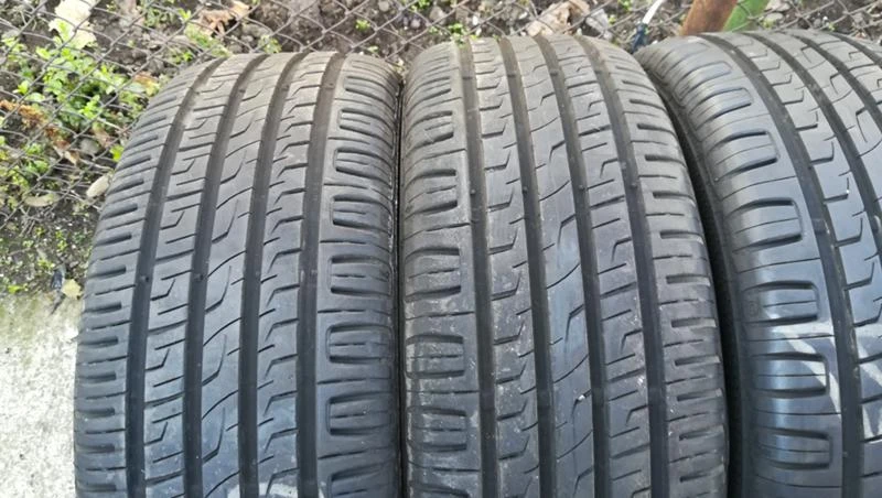 Гуми Летни 205/55R16, снимка 3 - Гуми и джанти - 26835597