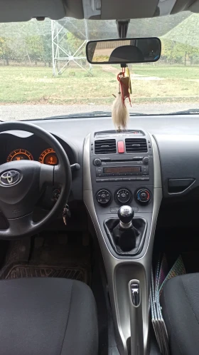 Toyota Auris 1.33 , снимка 6