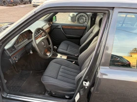 Mercedes-Benz 124 TURBO, снимка 11