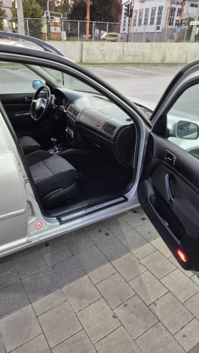 VW Golf 1.6i 101k. Автоматик, снимка 8