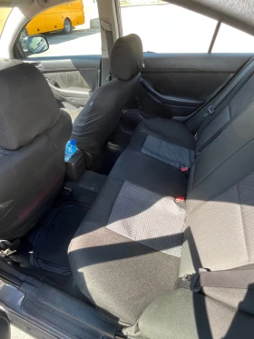 Toyota Avensis - 2000 € / 3911.66 лв. - 99672977 6