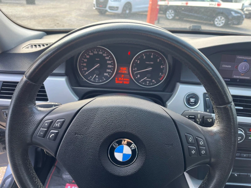 BMW 325 i xDrive LCI 3.0 218кс Navi Automat , снимка 15 - Автомобили и джипове - 43096310