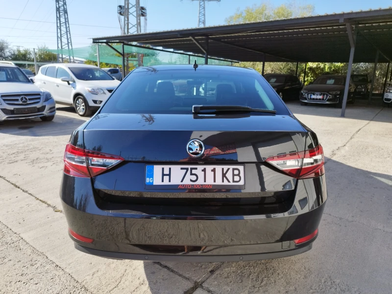 Skoda Superb 2.0TDI DSG , снимка 5 - Автомобили и джипове - 47384191