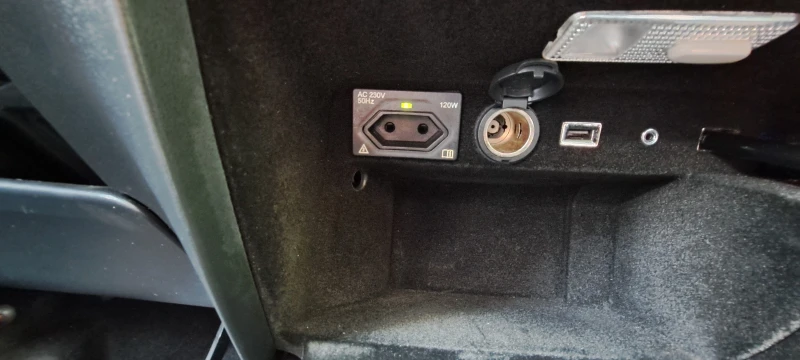 Citroen Grand C4 Picasso, снимка 12 - Автомобили и джипове - 49864634