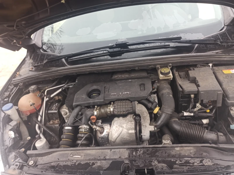 Peugeot 308, снимка 15 - Автомобили и джипове - 51704356