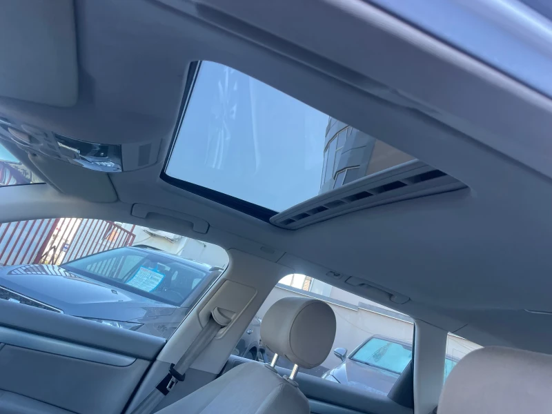 Audi A4 2.0i GAZ, снимка 15 - Автомобили и джипове - 52421939