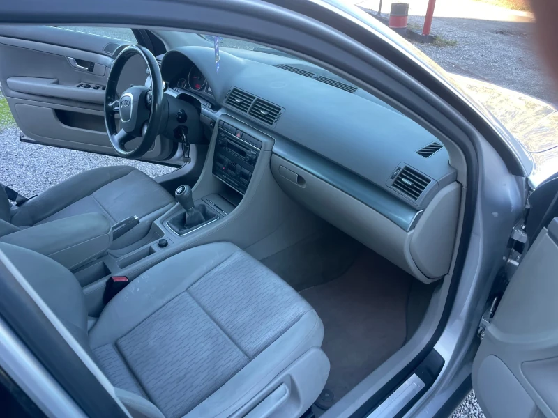 Audi A4 2.0i GAZ, снимка 13 - Автомобили и джипове - 52421939