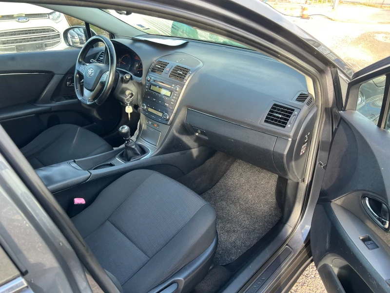 Toyota Avensis 2.0d4d 124k.c, снимка 9 - Автомобили и джипове - 52830504