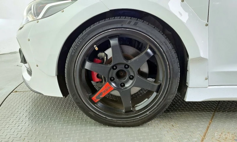 Hyundai Elantra, снимка 5 - Автомобили и джипове - 53043516