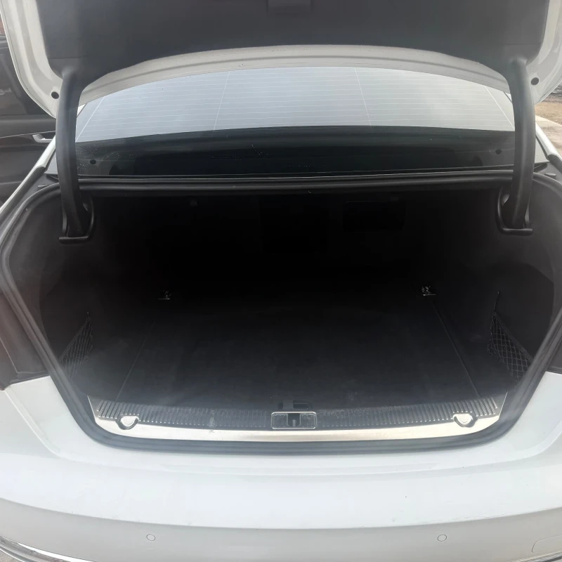 Audi A8 Long 4.0T Matrix Head up Обдухване Масаж, снимка 15 - Автомобили и джипове - 53045397