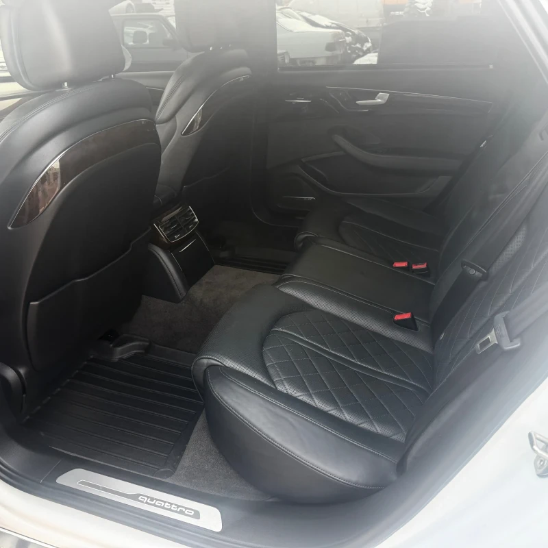 Audi A8 Long 4.0T Matrix Head up Обдухване Масаж, снимка 11 - Автомобили и джипове - 53045397