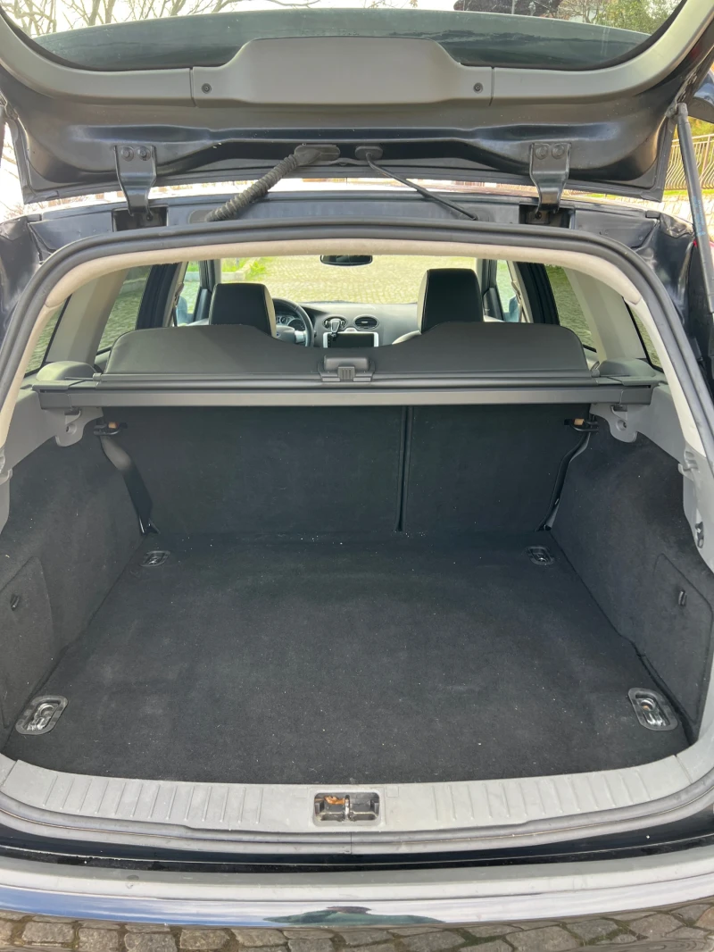 Ford Focus 1.6 TDCI Titanium, снимка 12 - Автомобили и джипове - 53386390