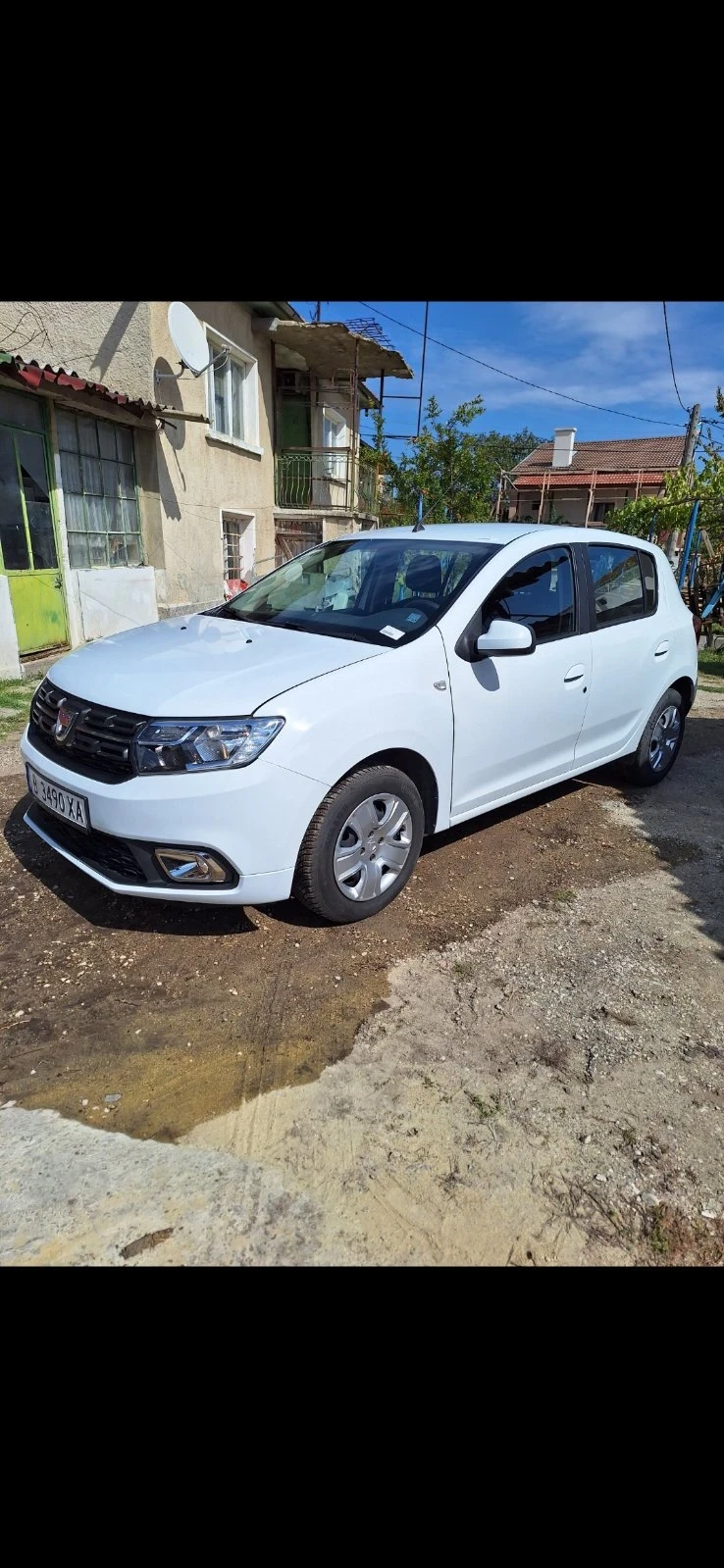 Dacia Sandero 1.0, снимка 3 - Автомобили и джипове - 48156745