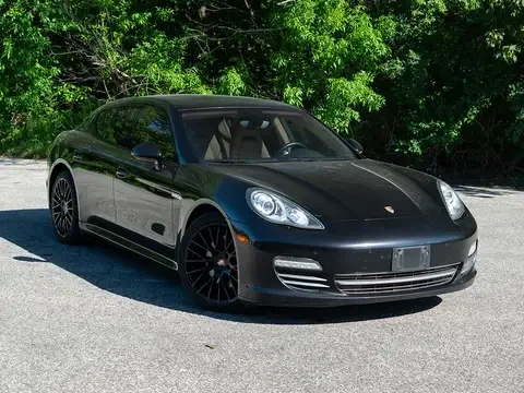 Porsche Panamera CARFAX