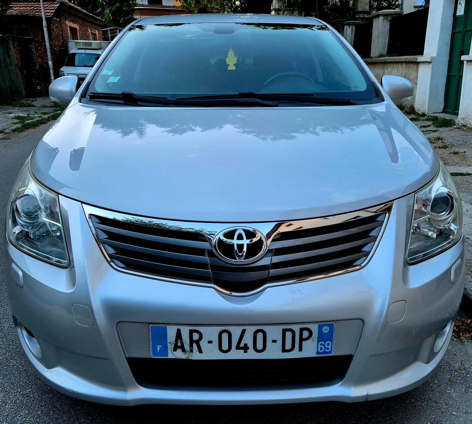 Toyota Avensis 2.2d4d-EXECUTIVE-LUX-AVTOMAT-DISTRONIC-NAVI-KOJA-J - изображение 8