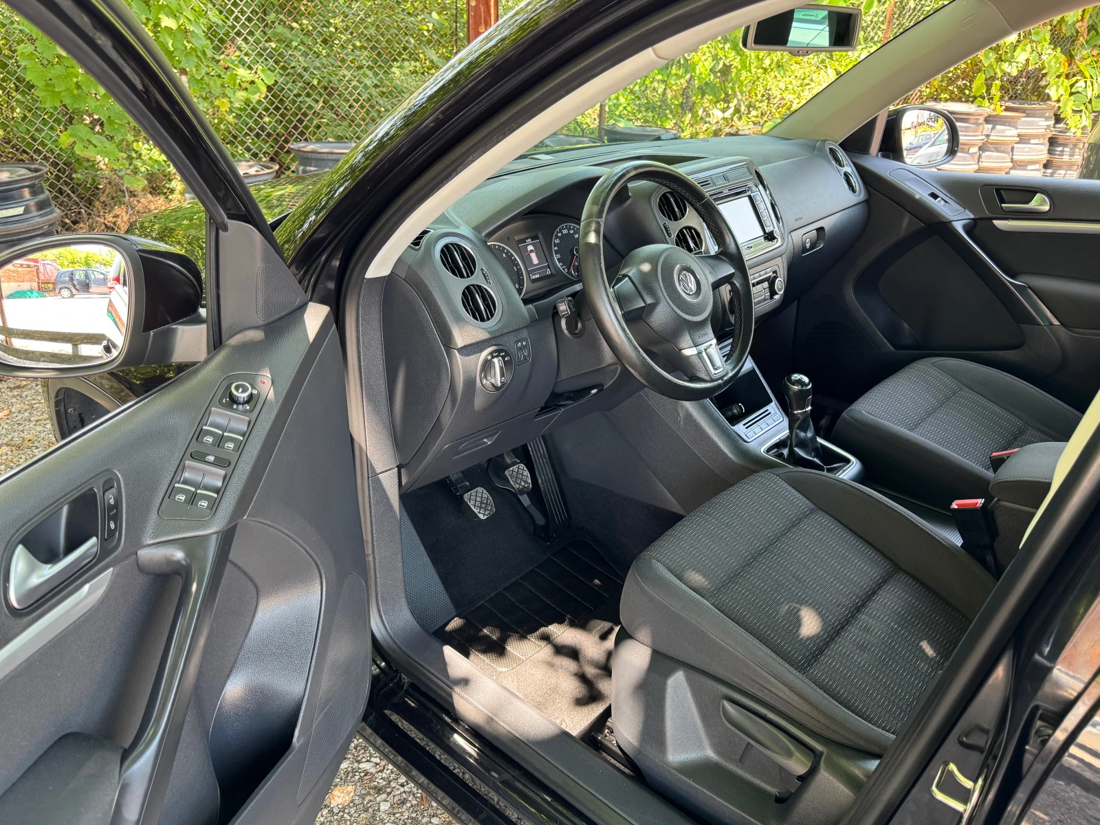 VW Tiguan 2.0TDI - изображение 8
