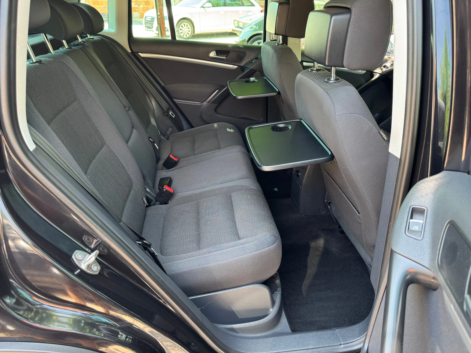 VW Tiguan 2.0TDI - изображение 9