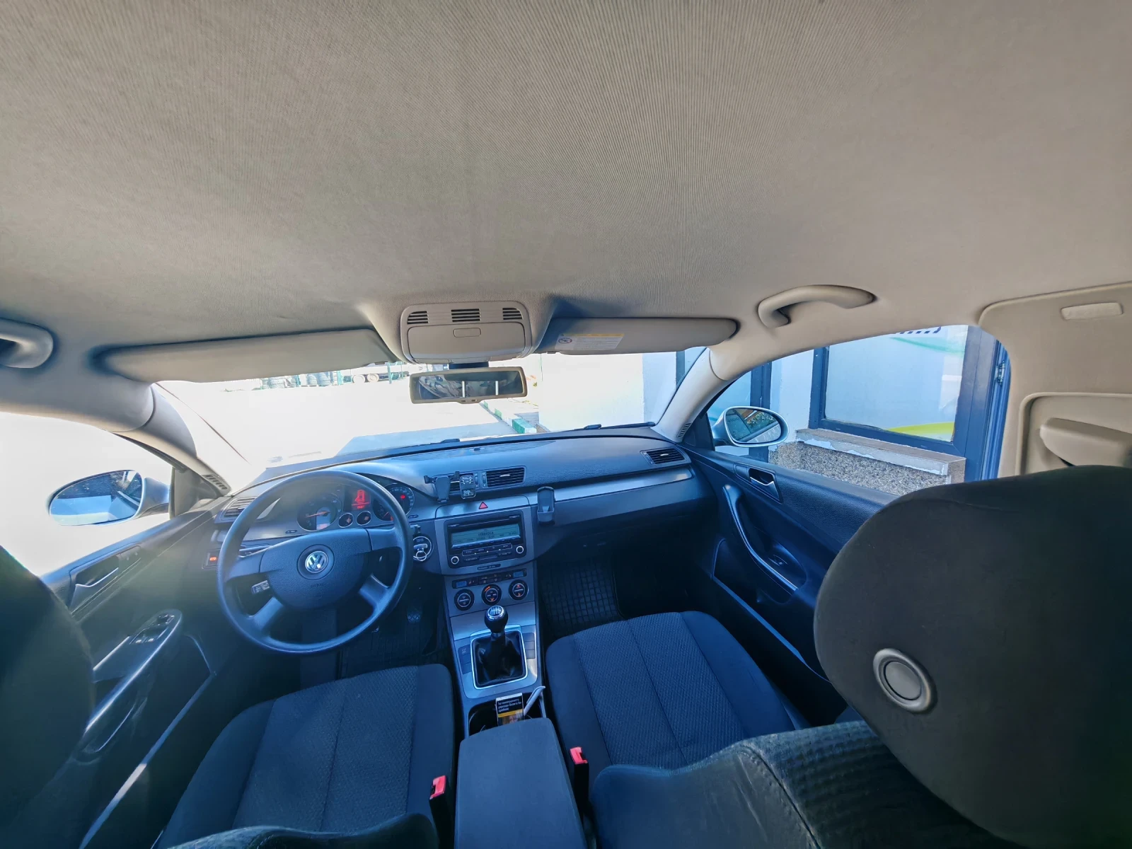 VW Passat 2.0tdi 2009  - изображение 10