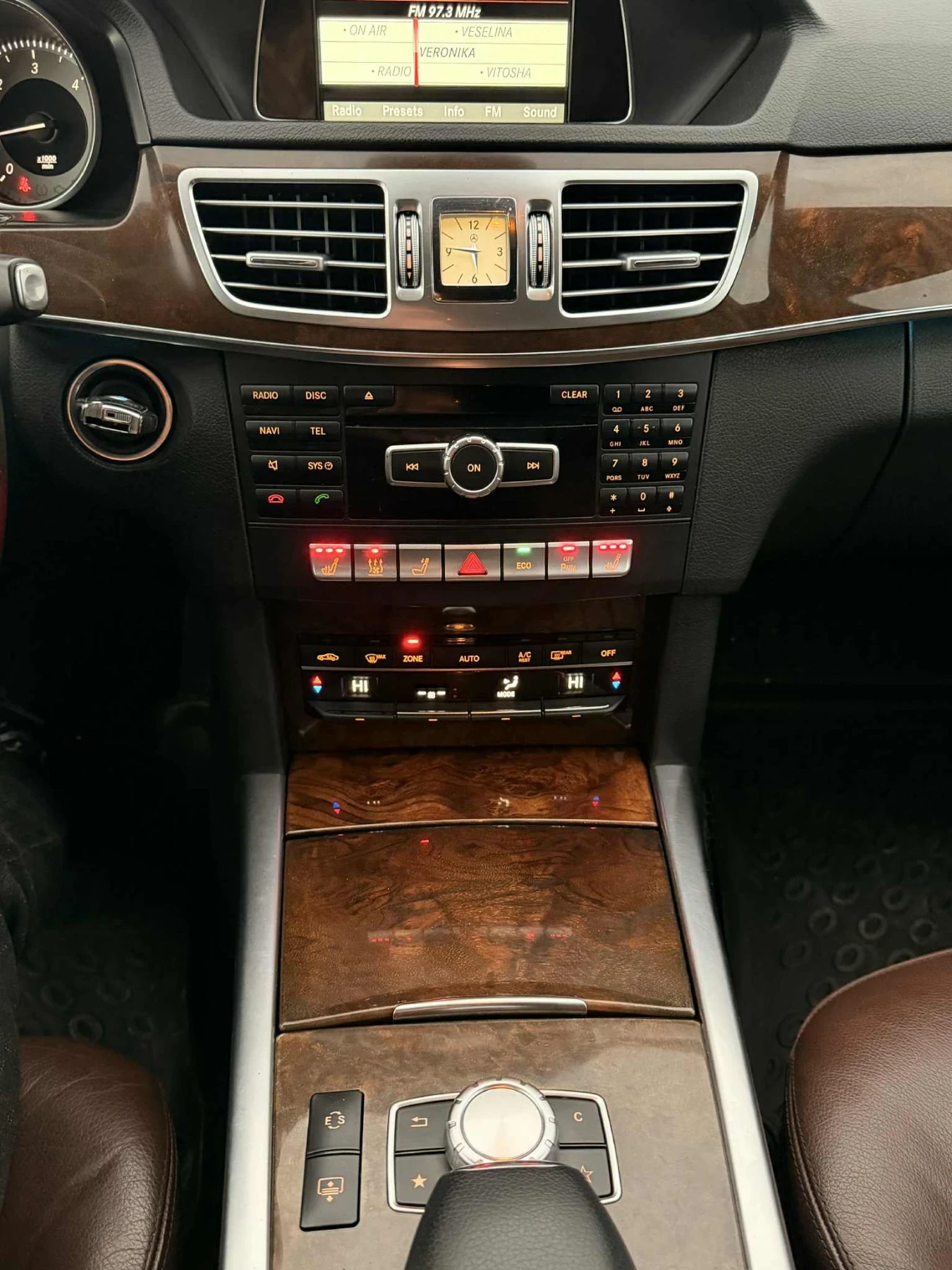 Mercedes-Benz E 250 4-MATIK - изображение 8