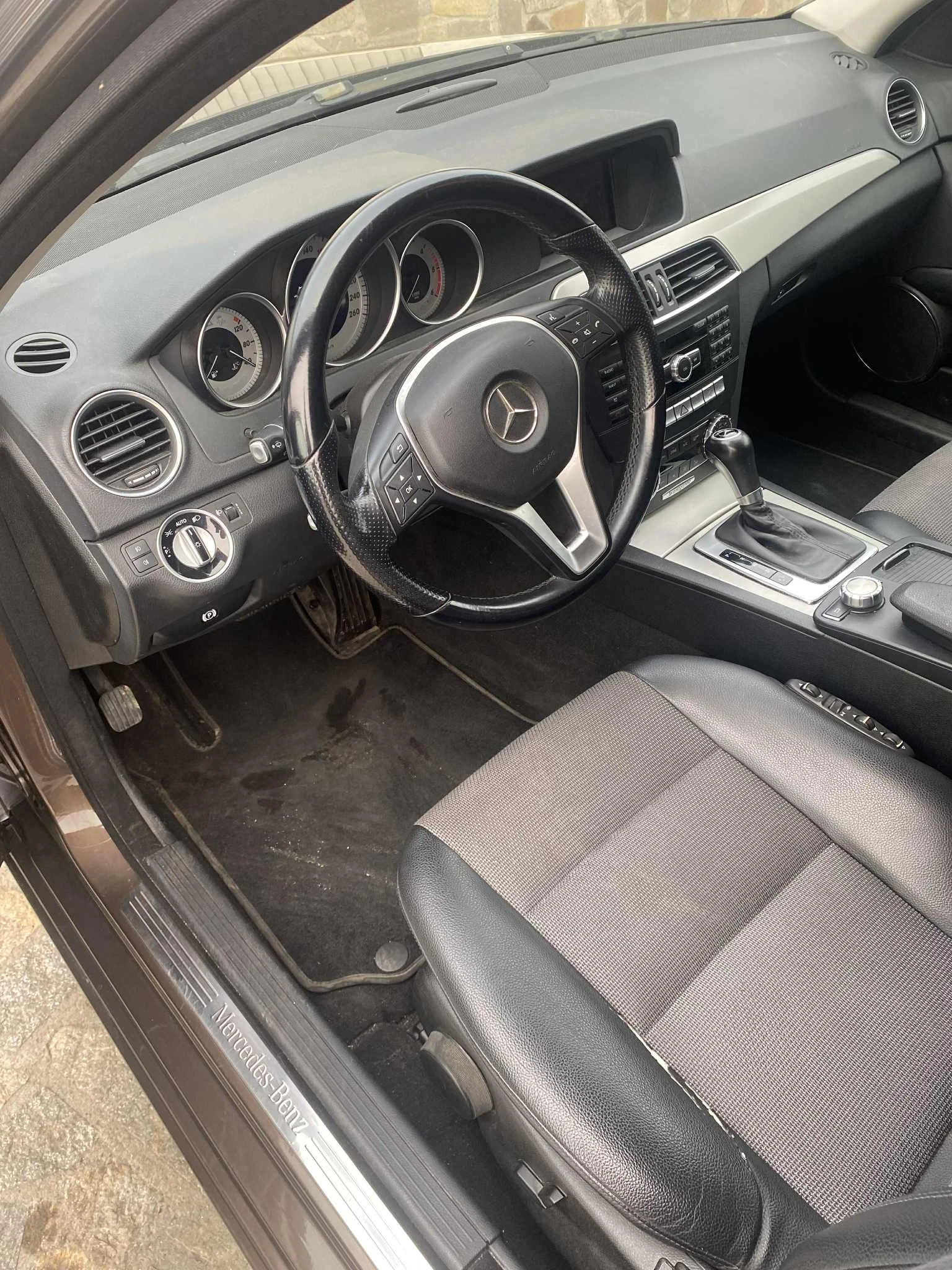 Mercedes-Benz C 200 Avangarde - изображение 10