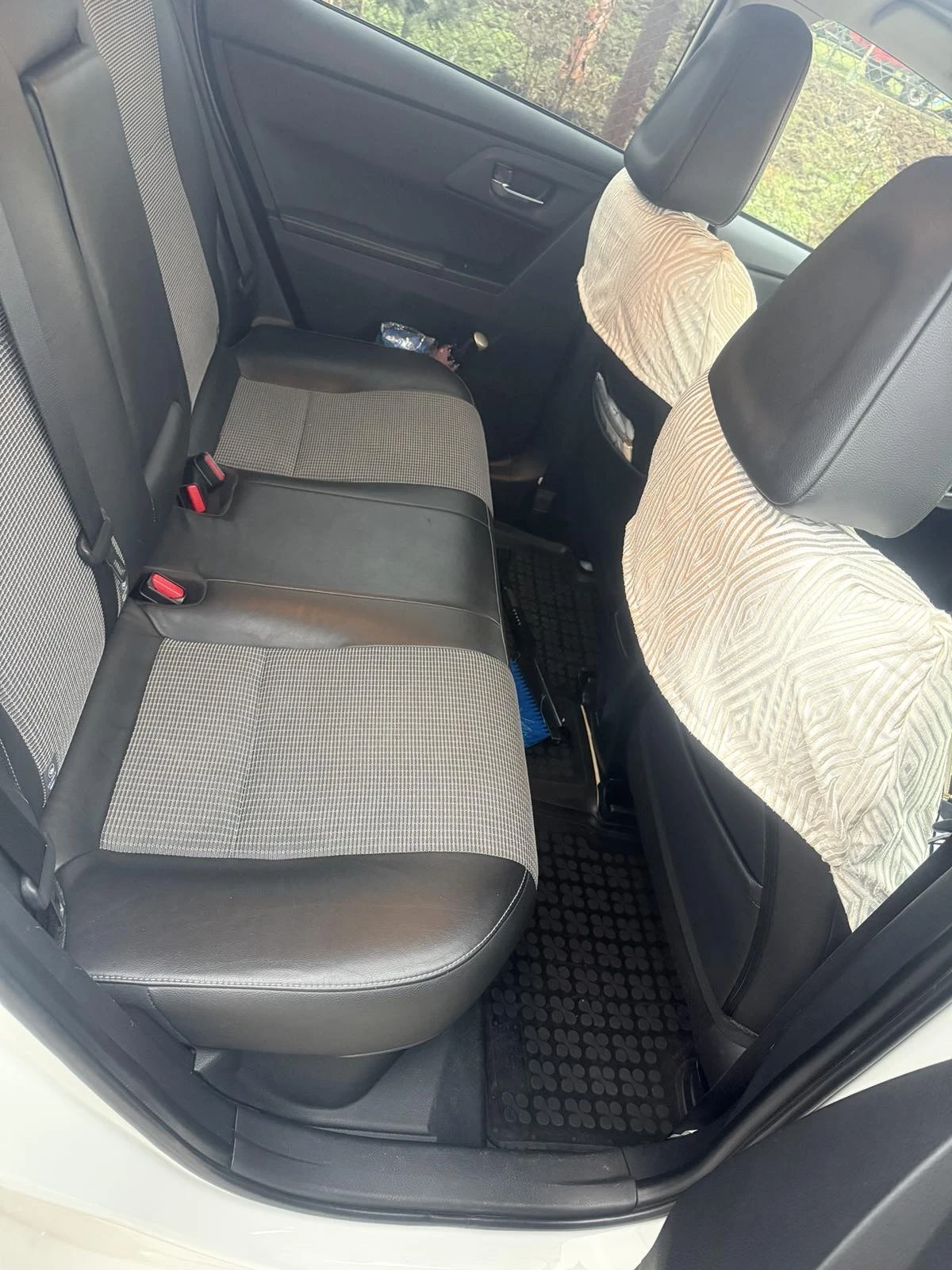 Toyota Auris | Mobile.bg � ����������� 15