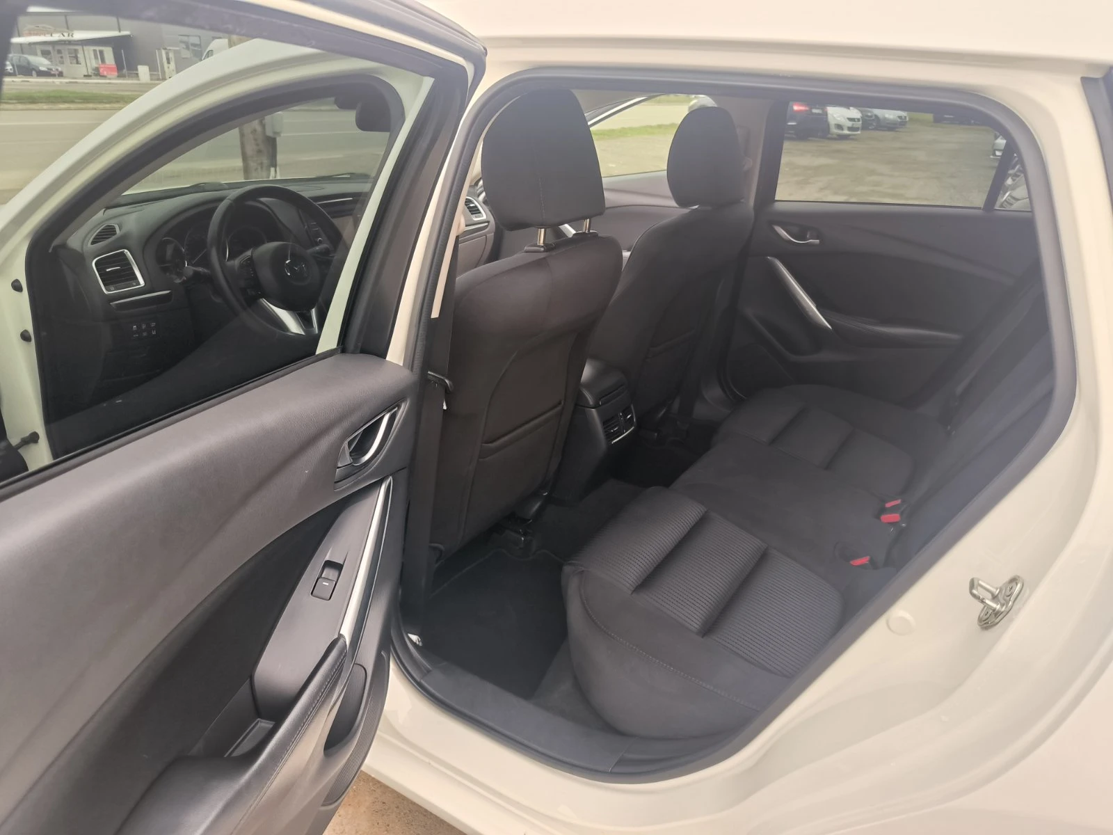 Mazda 6 2.2d-150.000km-6sk-Navi-Euro-6B | Mobile.bg � ����������� 16