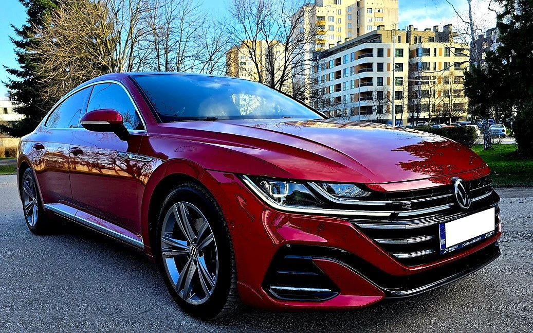 VW Arteon R-Line / 70 000 км / Гаранция, снимка 2 - Автомобили и джипове - 53803841