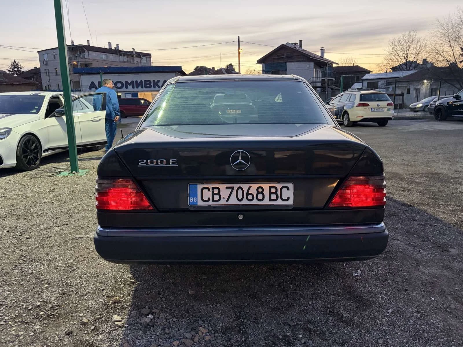 Mercedes-Benz 124 TURBO, снимка 5 - Автомобили и джипове - 53976192