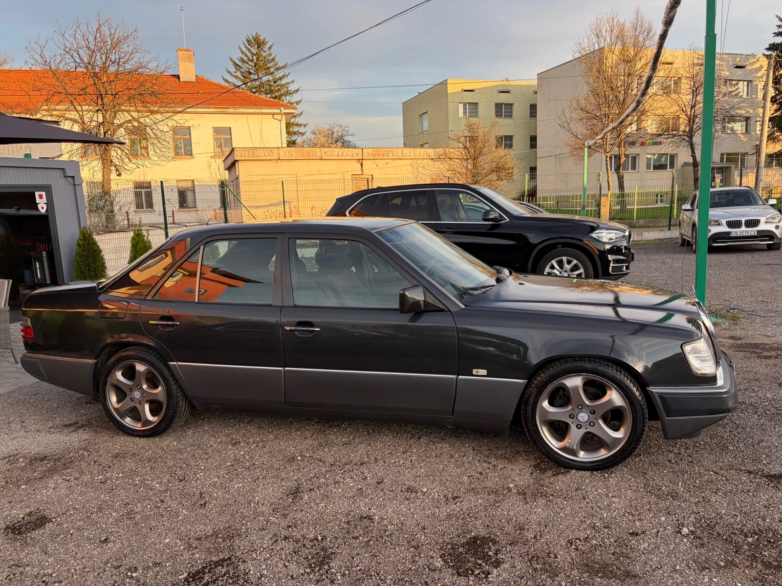 Mercedes-Benz 124 TURBO, снимка 4 - Автомобили и джипове - 53976192