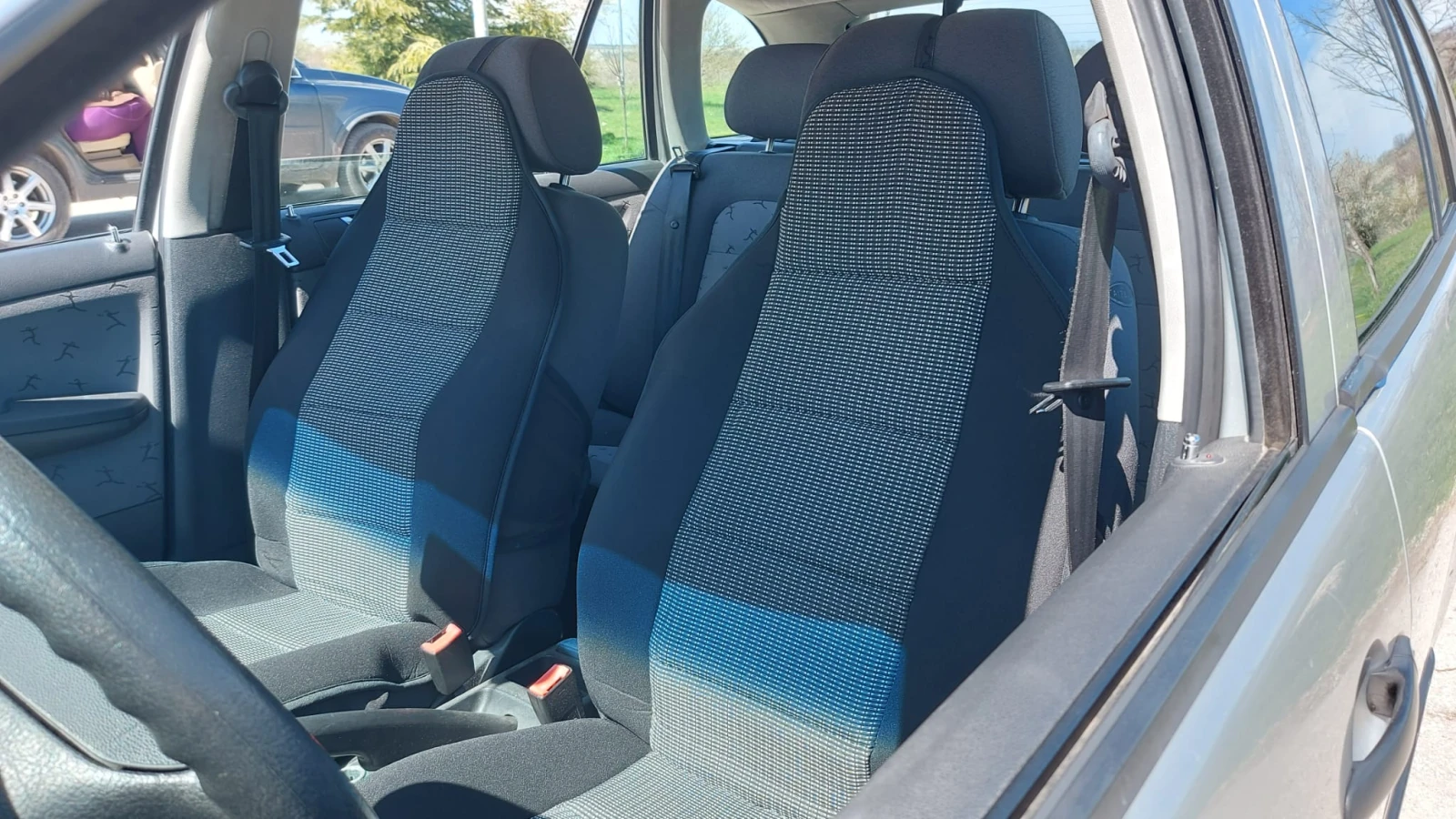 Skoda Fabia 1.9 TDI, снимка 12 - Автомобили и джипове - 54751901