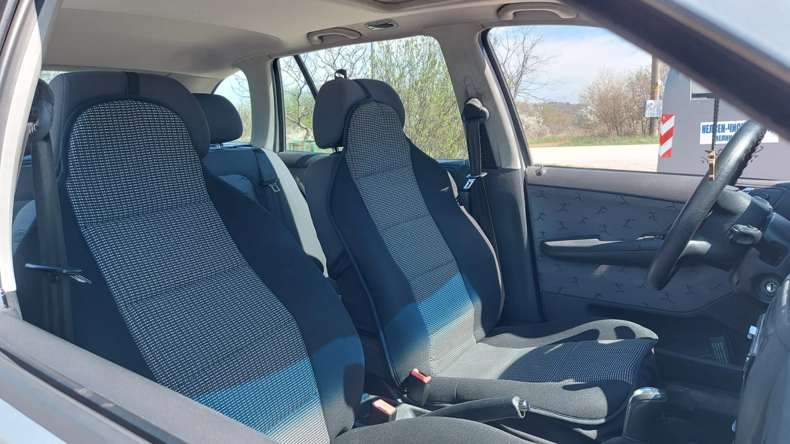 Skoda Fabia 1.9 TDI, снимка 11 - Автомобили и джипове - 54751901