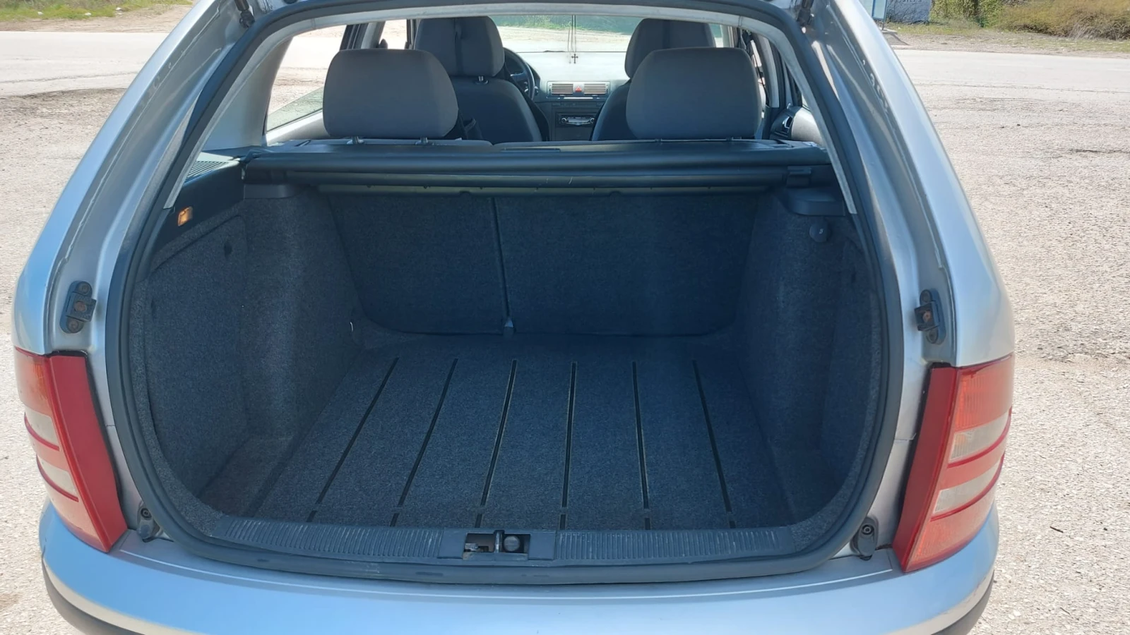 Skoda Fabia 1.9 TDI, снимка 16 - Автомобили и джипове - 54751901