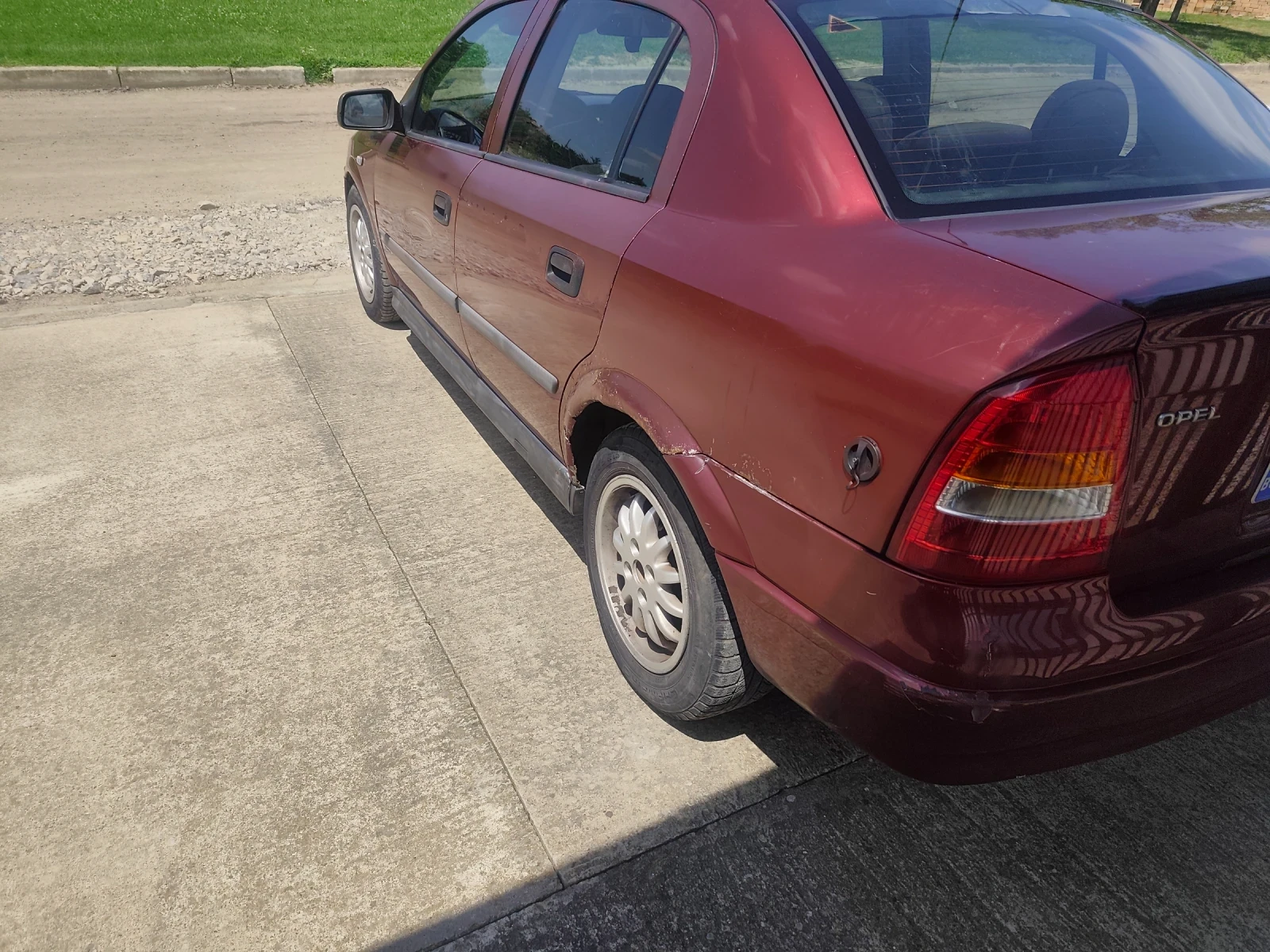 Opel Astra 1.6, снимка 5 - Автомобили и джипове - 54979729
