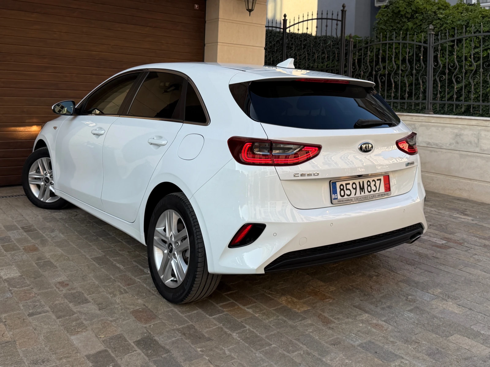 Kia Ceed 1.6 CRDI Mild Hybrid ��������� ��  | Mobile.bg � ����������� 6