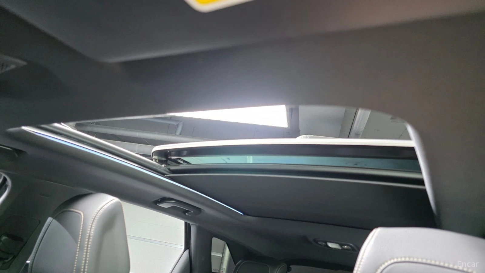 Peugeot 3008 2.0BlueHDI* GT* 360* ПОДГРЕВ* КОЖА* ПАНОРАМА* , снимка 16 - Автомобили и джипове - 55529689