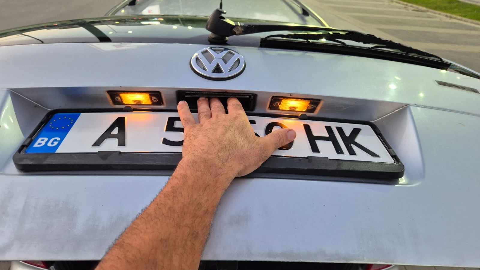 VW Golf 1.6i 101k. Автоматик, снимка 11 - Автомобили и джипове - 56155084