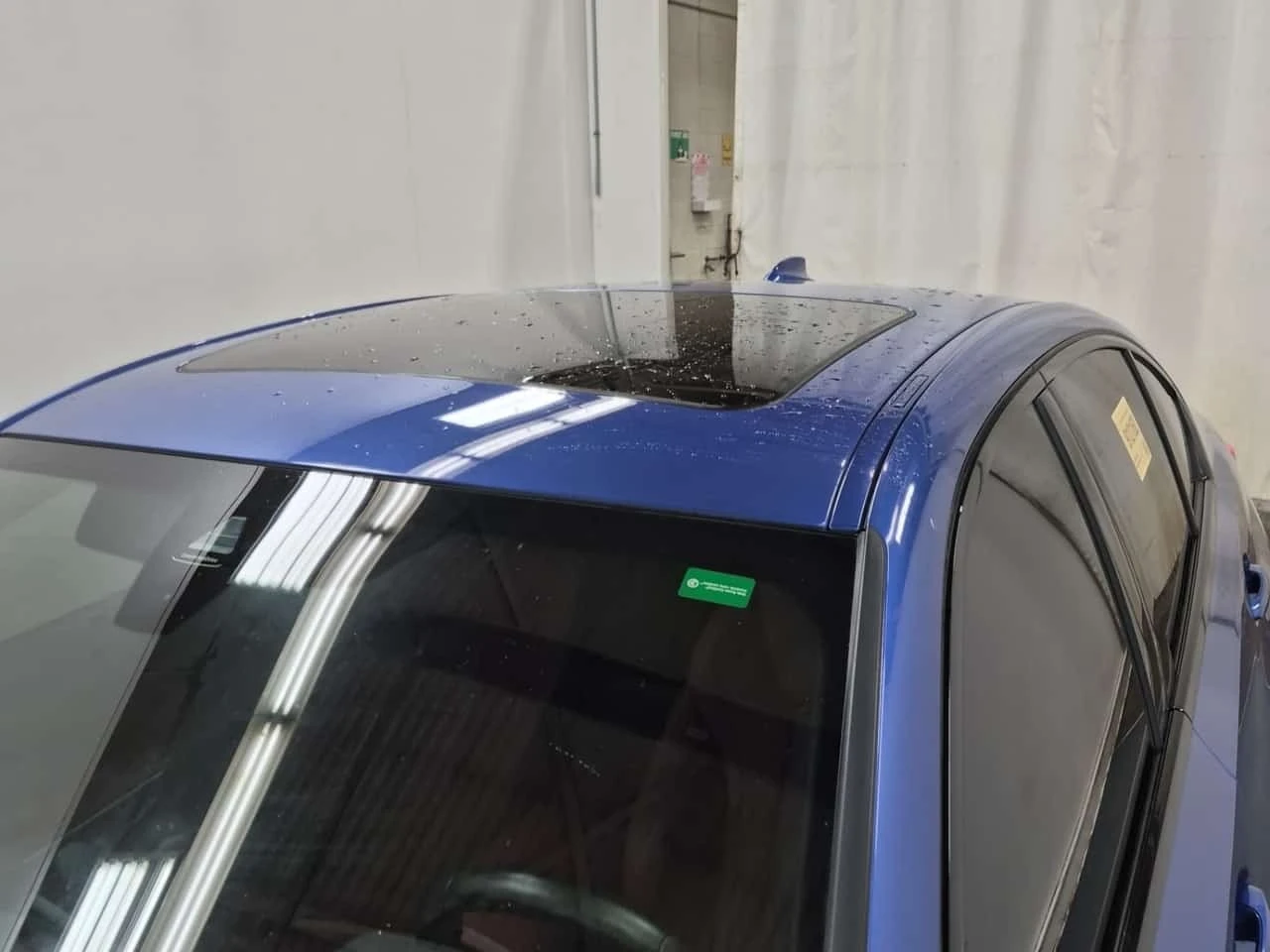 BMW 330 М ПАКЕТ/Xdrive/ЧЕРВЕН САЛОН/ПОДГРЕВ/ПАНОРАМА, снимка 7 - Автомобили и джипове - 56300243